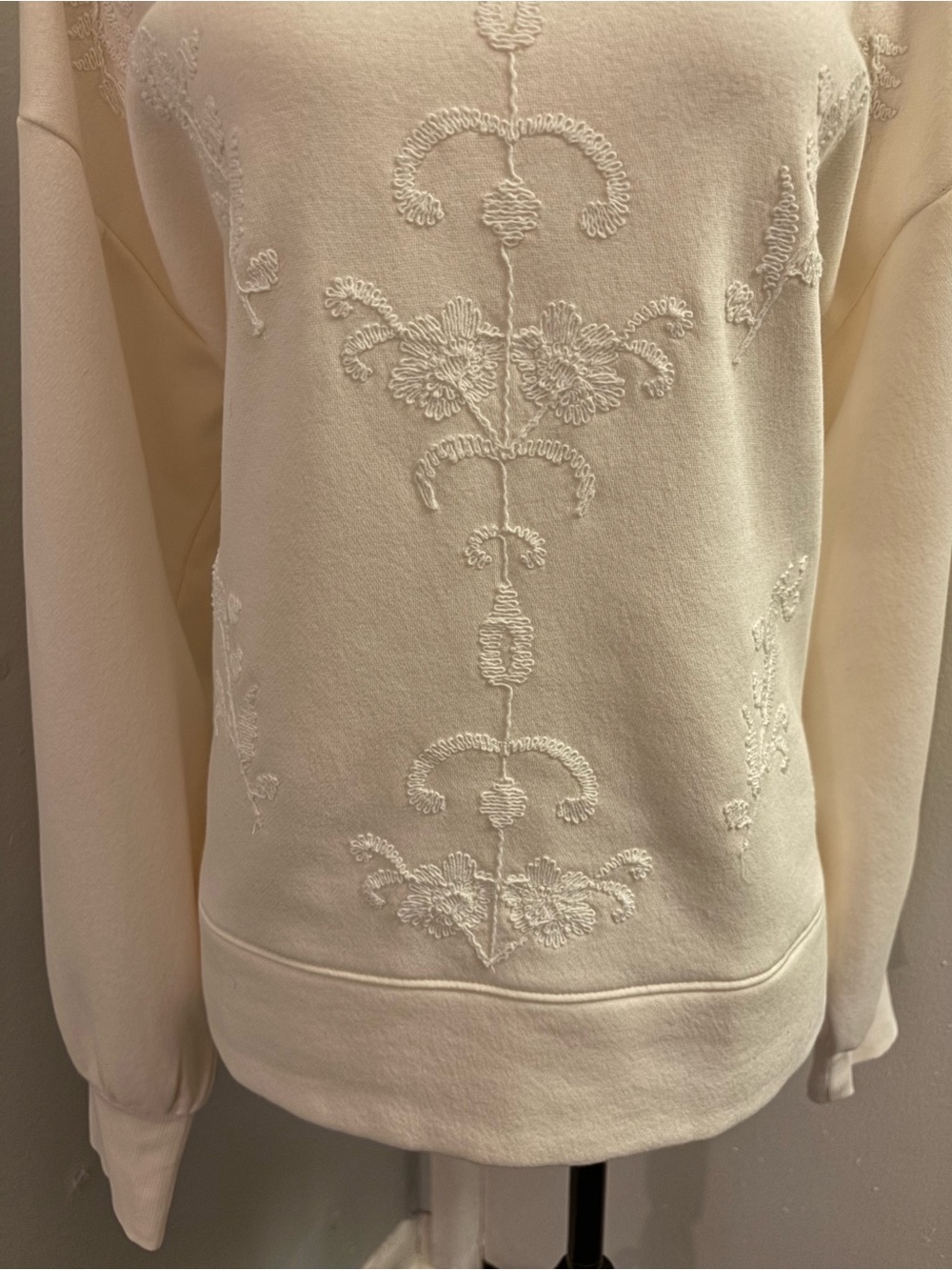 !!NWT!! LOFT Cream Floral Embroidered Terry Puff Sleeve Sweatshirt - Size L - Picture 5 of 12